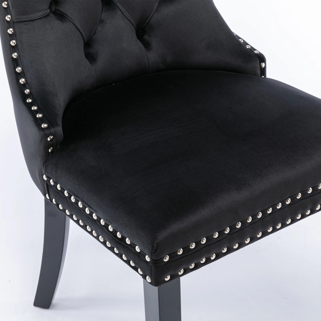 Set di 2 sedie da pranzo moderne e di alta gamma Nikki Collection in legno massello trapuntato con rivestimento in velluto e gambe in legno con borchi