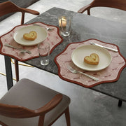 Kalp, Tovaglietta Americana set da 2, Bordo Ondulato, Fantasia Geometrica a Cerchi Intrecciati Made in Italy, 40x40 cm Rosso