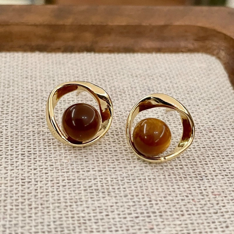Orecchini a perno a cerchio cavo in metallo con occhio di tigre, un lussuoso stile retr¨° per donna.