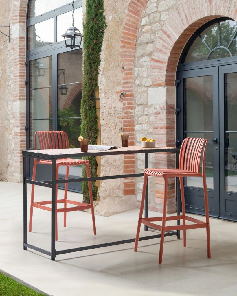 Set di 2 sedie da bar per sala da pranzo in materiale sintetico rosso chiaro senza braccioli stile moderno per interni ed esterni