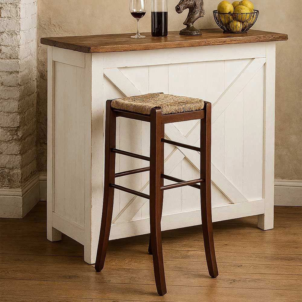 Sgabello h 67 cm in legno noce scuro seduta quadrata in paglia gambe a sciabola