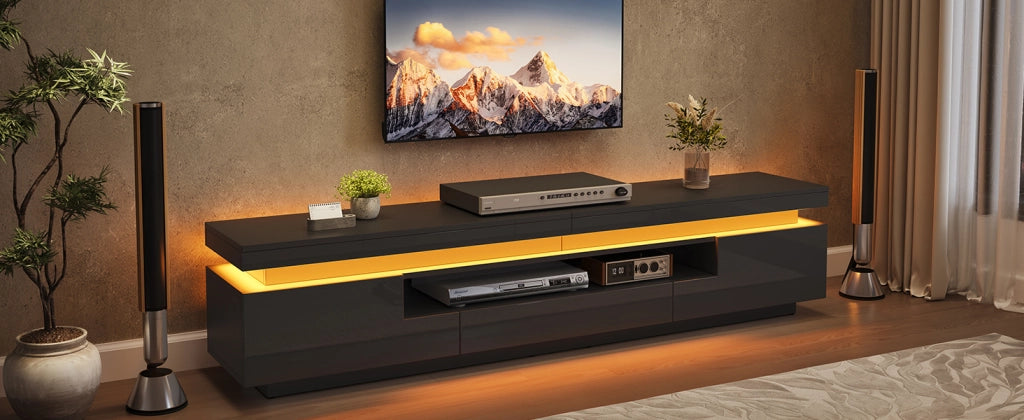 Cassettiera TV nera in truciolato; 175 cm