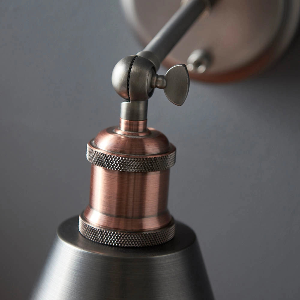 Applique industriale in peltro/rame con interruttore E27 Endon