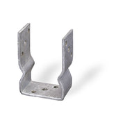 Supporto per pali 91 x 150 x 60 mm.