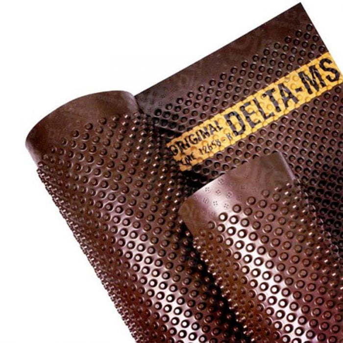 Membrana alveolare drenante HDPE h. 1,5 x 20 m per piscine in legno