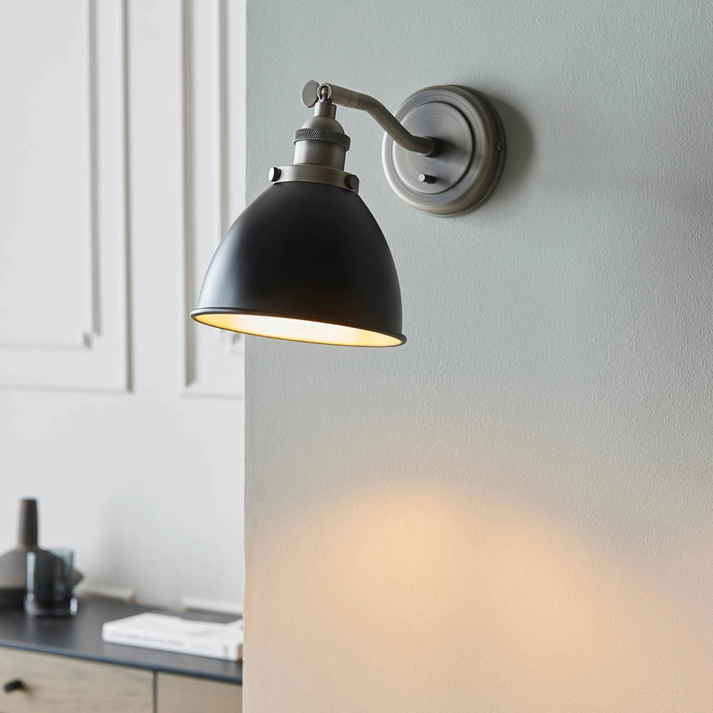 Applique retro Franklin stagno anticato con switch E14 Endon