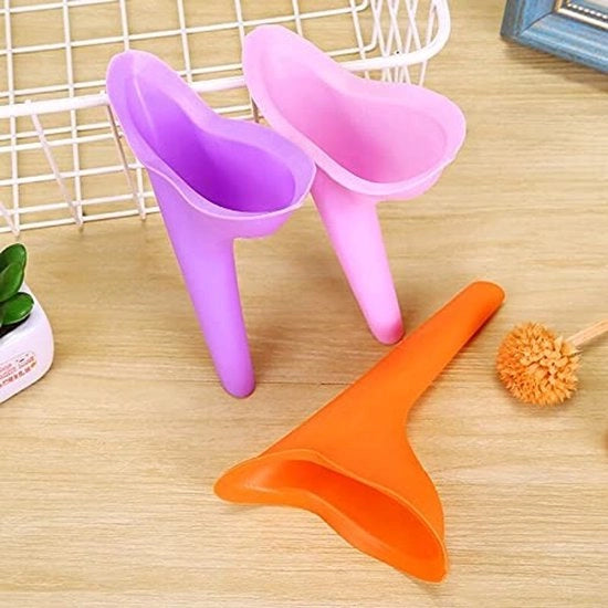 Urinoir Femminile da 3 Pezzi - Contenitore di Urina Portatile e Reutilizzabile - Silicone - Discreto - Resistente ai Morsi - Flessibile 10x13CM - Apparecchio di Raccolta Urina