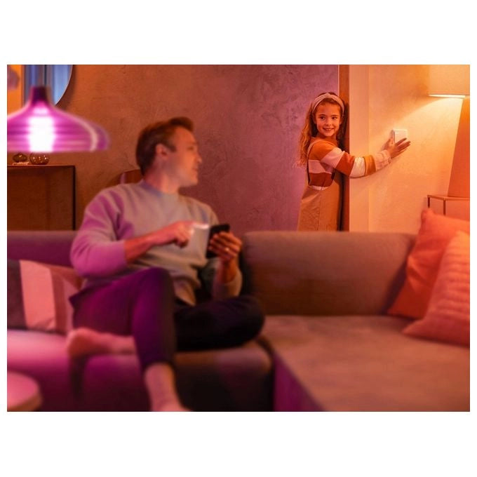 Philips 8719514318045 Wall Switch Module Philips Hue Interruttore a Parete Wireless per Illuminazione Connessa con App e Vocale compatibile con Alexa e Google Assistant colore Bianco