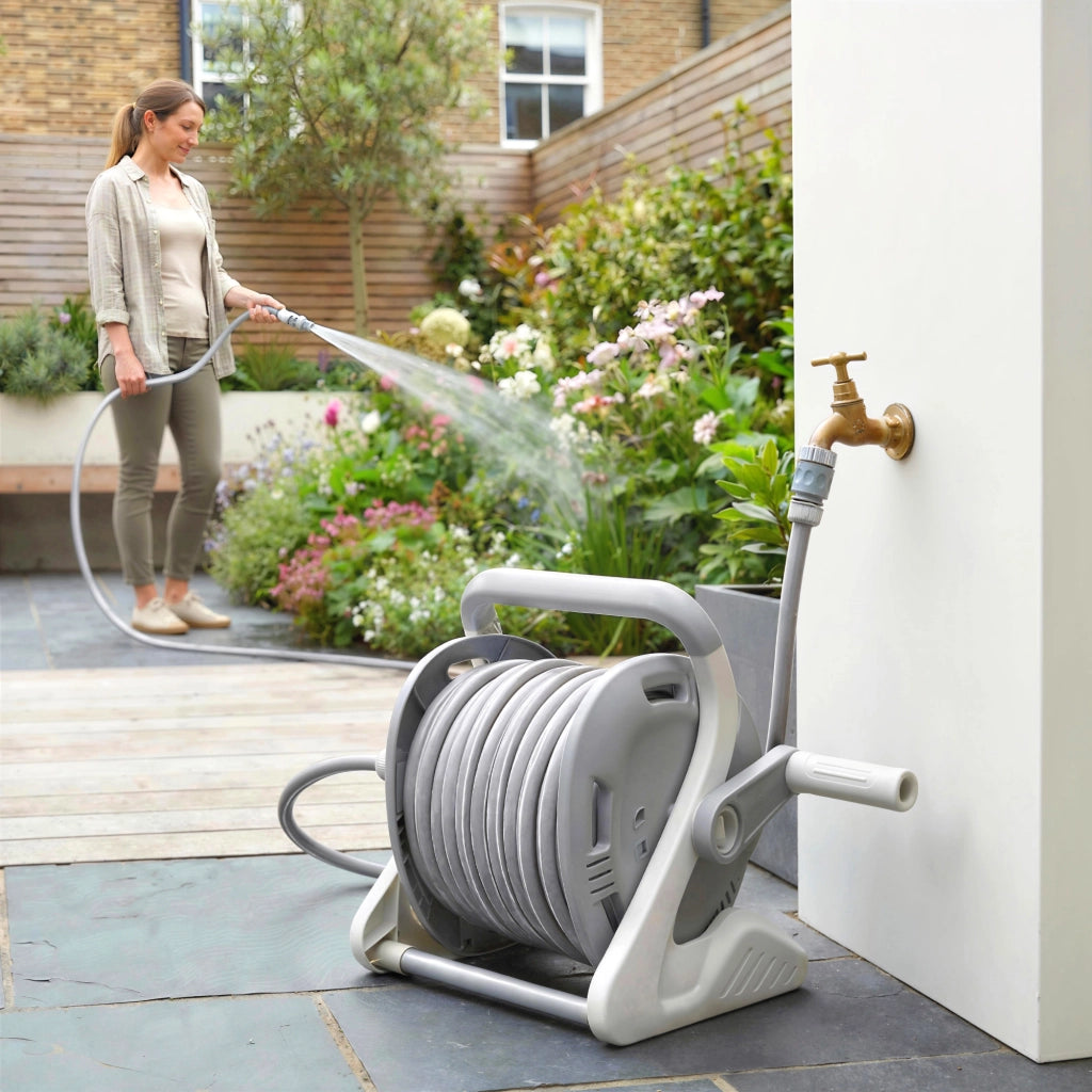 Avvolgitubo per Irrigazione Esterno 20+2 m ¨C zephmum ¨C Grigio ?15 mm