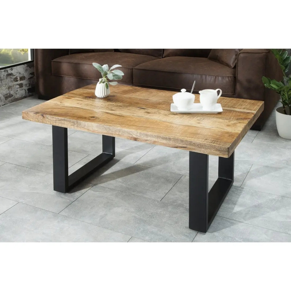 Tavolino basso LODEN 100 cm in legno massiccio di mango e metallo nero - stile industriale