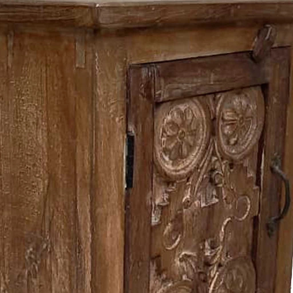 Comodino in legno fatto a mano49x28x62h cm