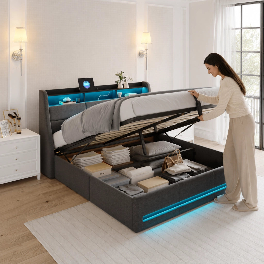 Letto matrimoniale con contenitore idraulico 140×200 cm, tessuto grigio, effetto sospeso LED RGB, testiera con vani, ricarica USB e USB‑C