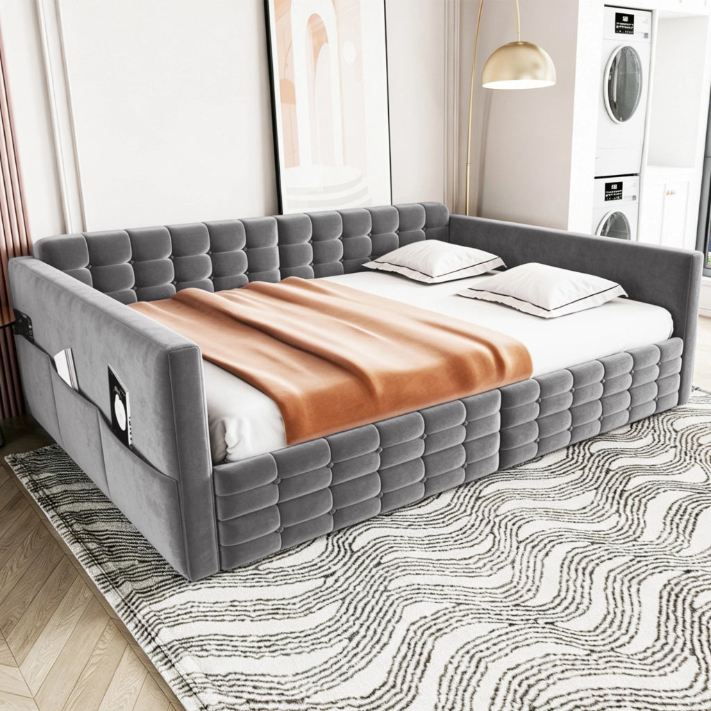 LETTO imbottito 140x190 cm grigio con cassetti e tasche laterali