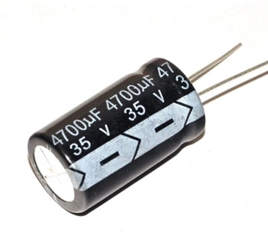 Condensatore elettrolitico 35V/4700uF - Condensatore di alluminio 18x32mm