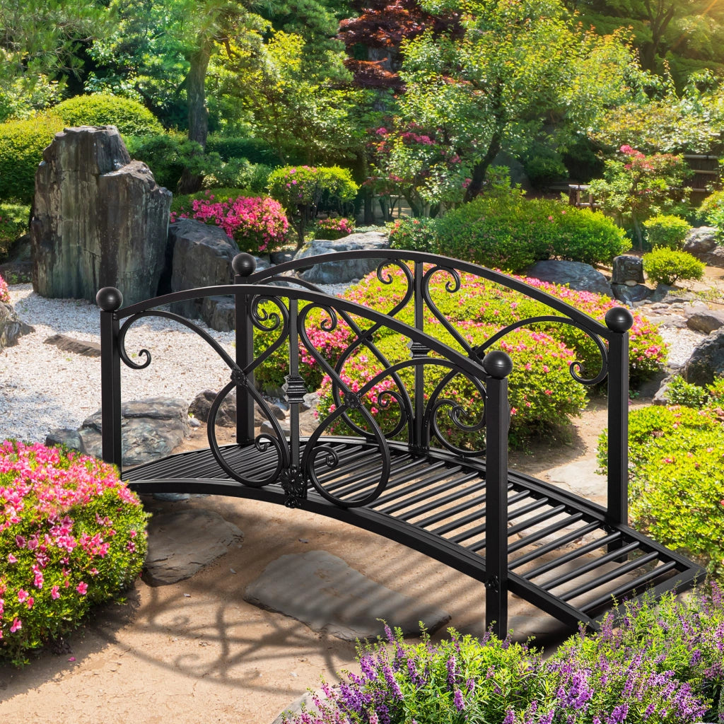 Ponte da giardino decorativo ¨C Xylo ¨C metallo nero con ringhiere laterali 102x48x49 cm