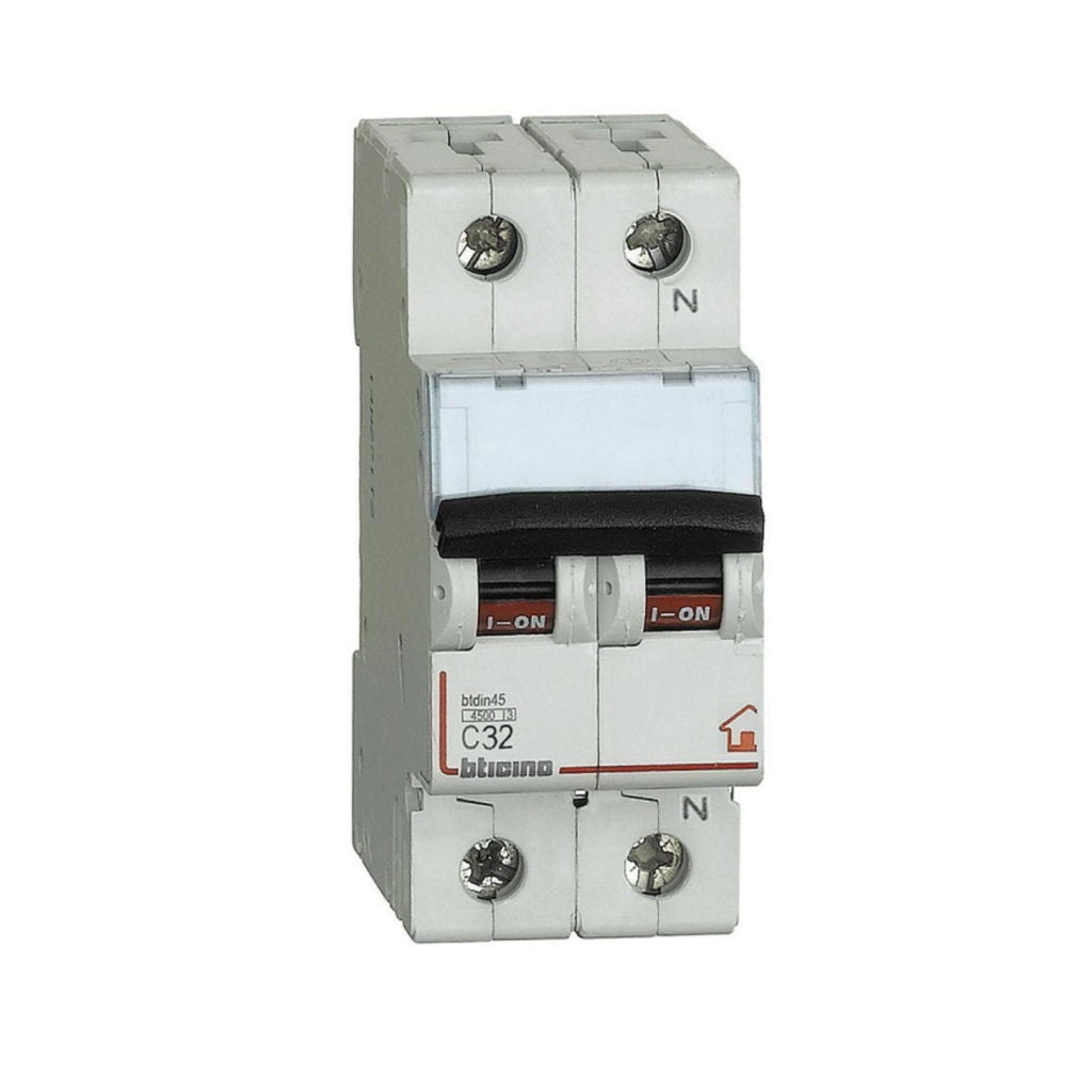 BTicino Inter. Magnetotermico 2 Din C 32A FC810NC32