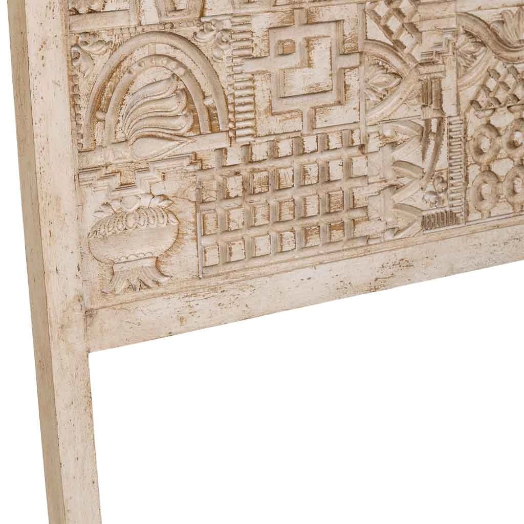 Testiera in legno beige intagliata a mano 160x3x120h cm