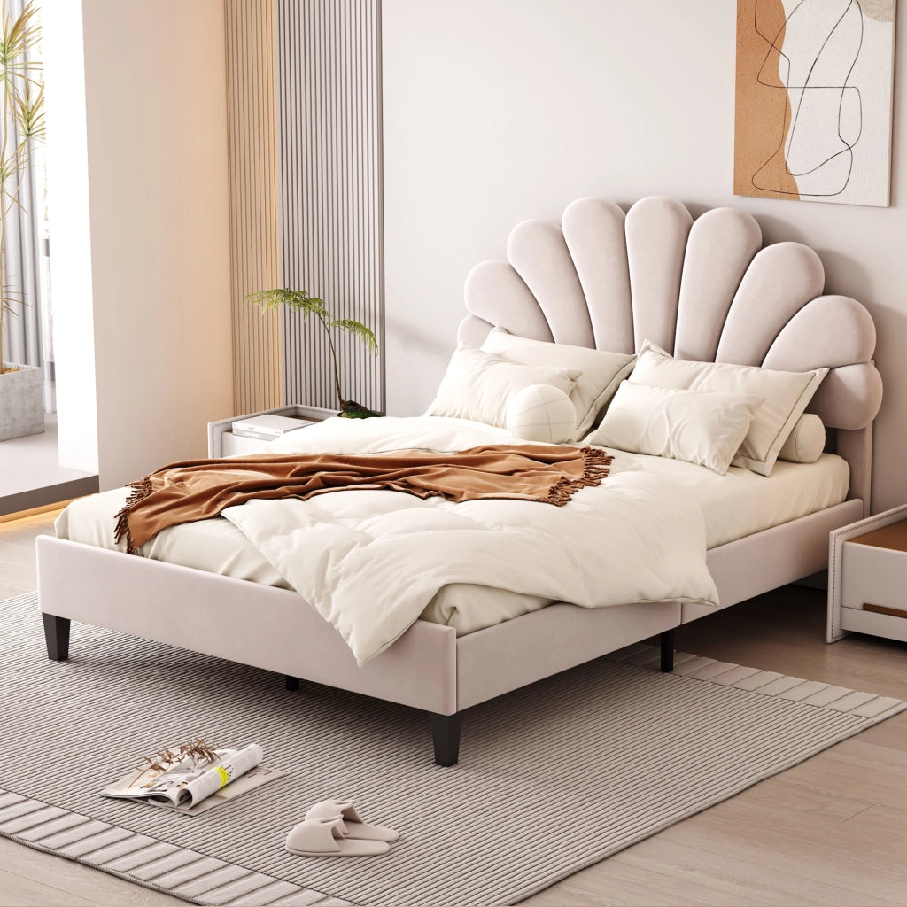 Letto imbottito in velluto con testiera a fiore e doghe; beige; 140x200 cm; senza materasso