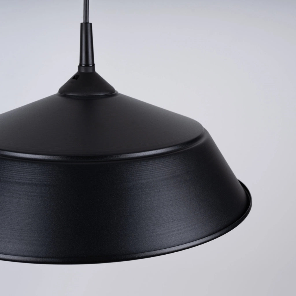 Lampada a sospensione FRIKA nero