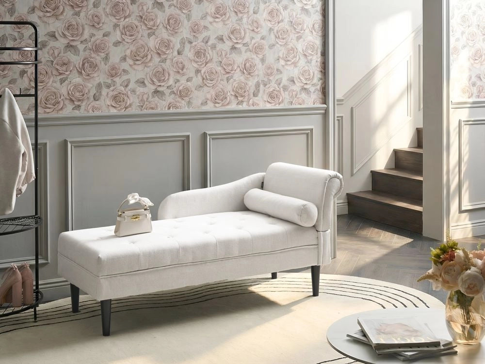 Chaise longue destra in tessuto bianco sporco imbottita con cuscino facile da pulire, gambe in legno, soggiorno moderno