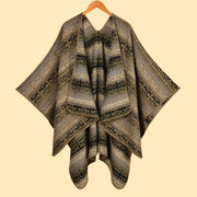 Sciarpa/poncho da donna in jacquard, calda e spaziosa.