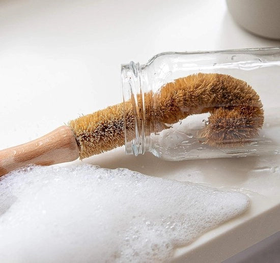 Spazzola per bicchieri in legno ecologico con setole di cocco, manico in plastica, 225 centimetri, marrone.