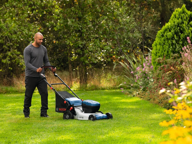 Bosch GRA18V2‑46SP Rasaerba Batteria 18 V Larghezza di Taglio 46 cm  Cesto 60 L