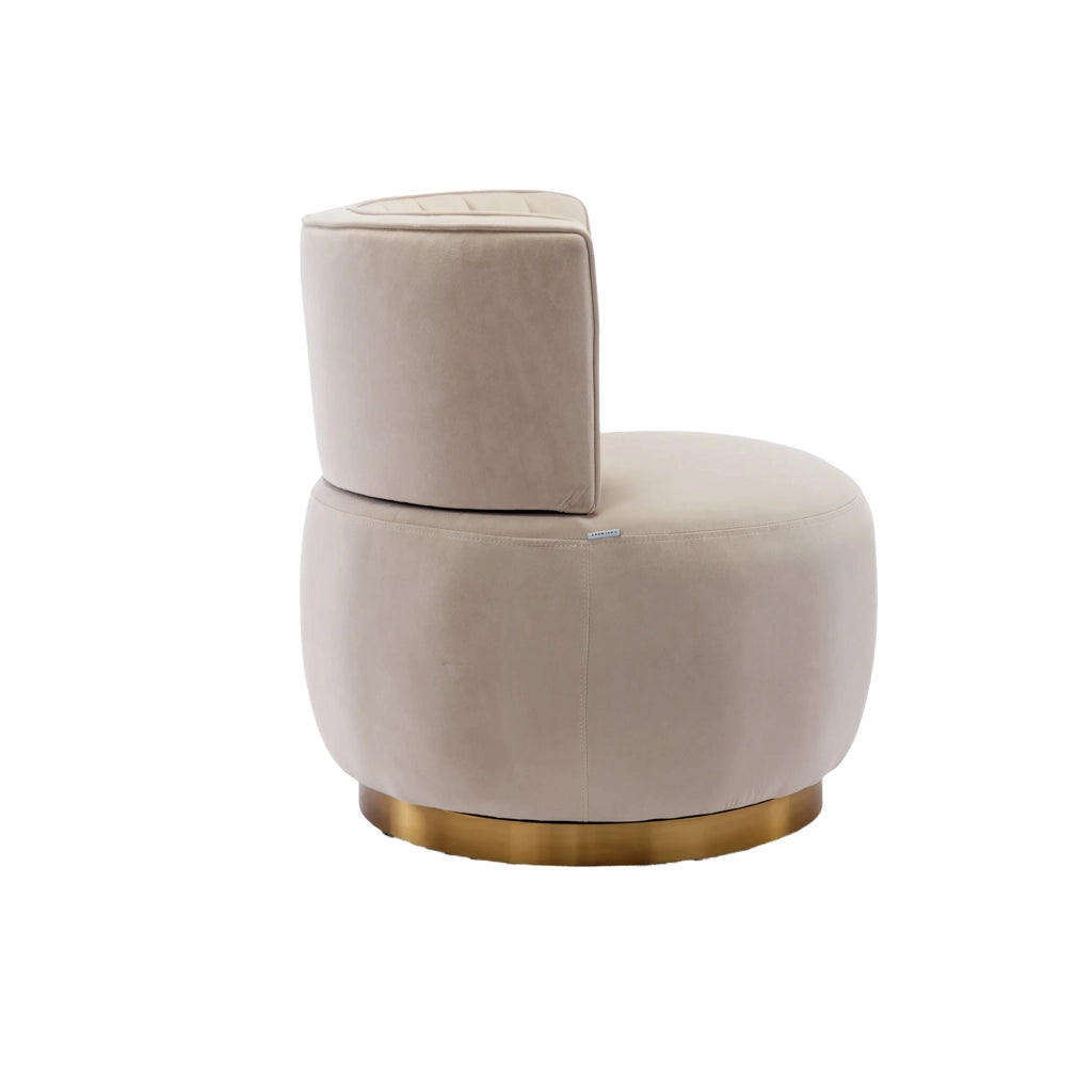 Sedia girevole 360° con schienale ergonomico; seduta imbottita; struttura in legno e metallo; velluto beige