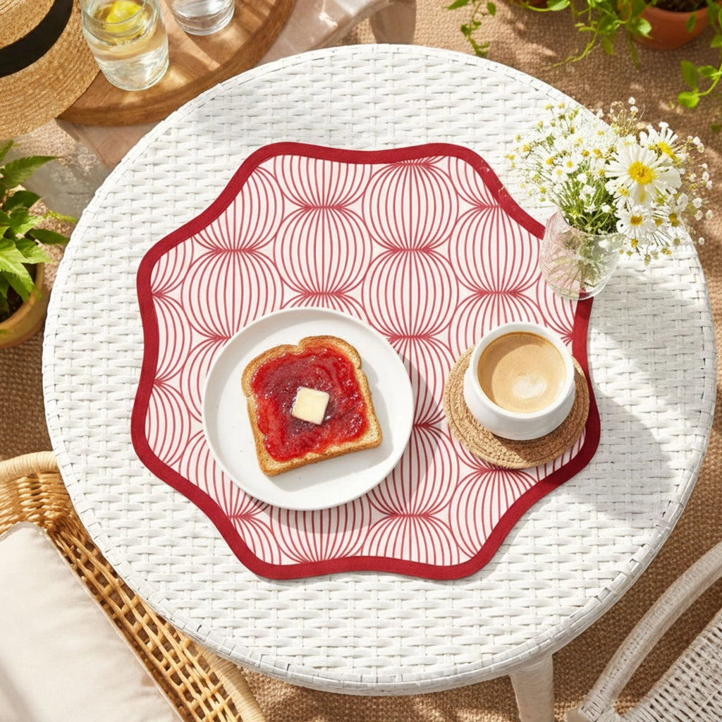 Kalp, Tovaglietta Americana set da 2, Bordo Ondulato, Fantasia Geometrica a Cerchi Intrecciati Made in Italy, 40x40 cm Rosso